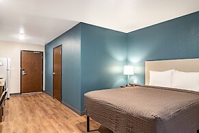 WoodSpring Suites Toledo Maumee
