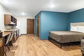 WoodSpring Suites Toledo Maumee