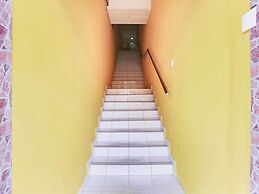 OYO 89406 Lucky Budget Hotel