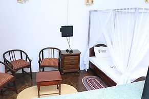 Camp Zodiak Africa Lodge