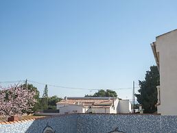 Marineu Los Almendros