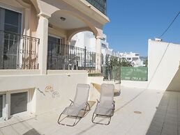 Marineu Los Almendros