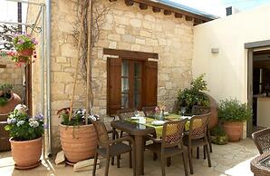Arsorama Village Homes