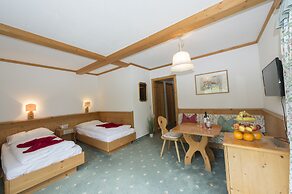 Gutshof Wolfgangsee Resort & Event Hotel