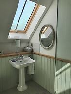 Netherton Farm Lodge