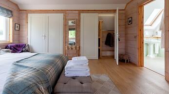 Netherton Farm Lodge