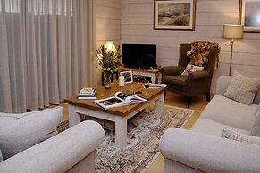 Netherton Farm Lodge