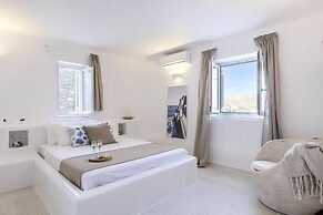 Ilios Villa by Thea Concept