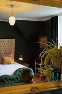 Foyers Lodge