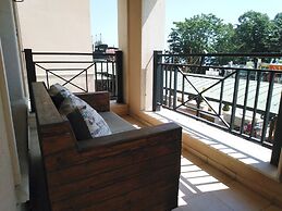 Sea View Rental Front Beach