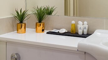 Spacious 2-bedroom Apartment in Mayfair