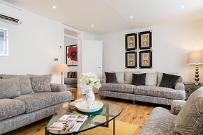 4-bedroom Villa on Marble Arch