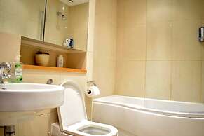 Minimal Studio With Views Over Battersea Park