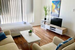 Apartment Stay Close to Surfers Paradise