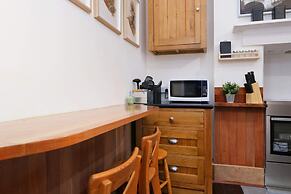 Central 3 Bedroom Heritage House in Fremantle