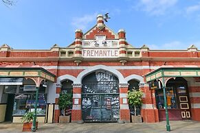 Central 3 Bedroom Heritage House in Fremantle