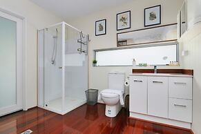 Central 3 Bedroom Heritage House in Fremantle