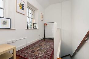 Central 3 Bedroom Heritage House in Fremantle