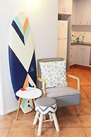 Lovely 1 Bedroom Apartment Steps to the Beach
