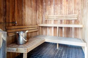 1 Bedroom Studio Apartment near Eagle Street