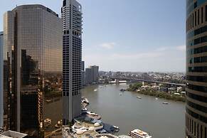 1 Bedroom Studio Apartment near Eagle Street