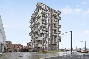 Two-bedrooms Apartment With Amazing View and Sunny Balcony Next to Roy