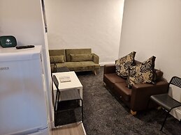 Birtley's Diamond 3 bed Apt, Sleeps 6 Guests