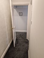 Birtley's Diamond 3 bed Apt, Sleeps 6 Guests