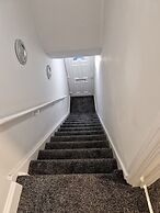 Birtley's Diamond 3 bed Apt, Sleeps 6 Guests