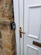 Birtley's Diamond 3 bed Apt, Sleeps 6 Guests