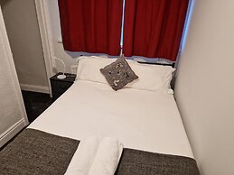 Birtley's Diamond 3 bed Apt, Sleeps 6 Guests