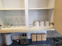 Birtley's Diamond 3 bed Apt, Sleeps 6 Guests