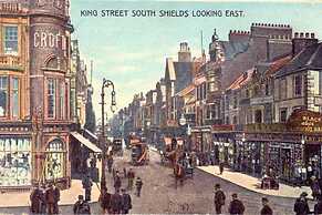 South Shield's Emerald 2 Bed Apartment