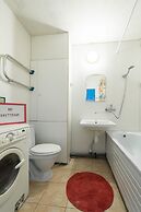 Apartment on Vertolyotchikov 13