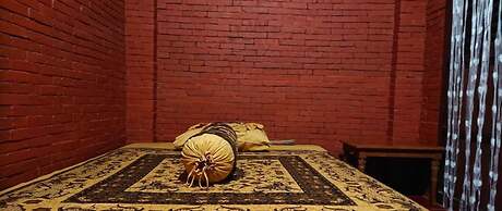 Majapahit Homestay by Bhagaskara