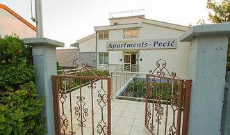 Aparthotel Pecic