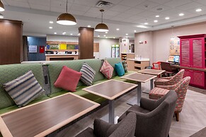 Home2 Suites Raynham/Taunton, MA