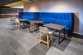 Home2 Suites by Hilton Minneapolis Mall of America