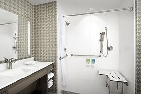 Home2 Suites by Hilton Minneapolis Mall of America