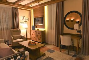 Grey Family Hotel