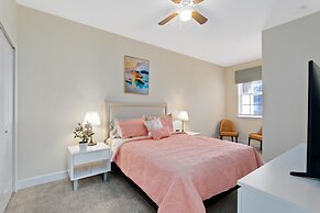 Simply Comfort Amazing 5bd Townhouse