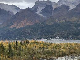 Wrangell Mountain Lodge