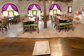 Cappadocia Splendid Cave Hotel