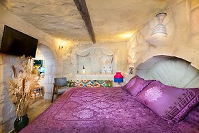 Cappadocia Splendid Cave Hotel