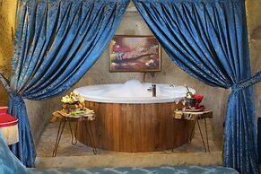 Cappadocia Splendid Cave Hotel