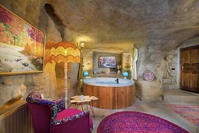 Cappadocia Splendid Cave Hotel