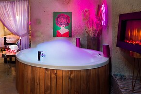 Cappadocia Splendid Cave Hotel