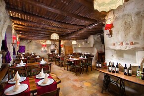 Cappadocia Splendid Cave Hotel