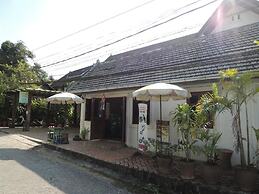 Mani Home & Hostel Luang Prabang