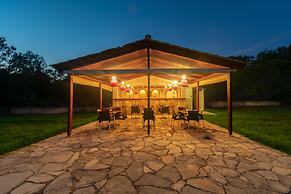 Rivendell Apartments